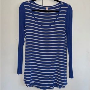XS LuLaRoe Lynnae top
